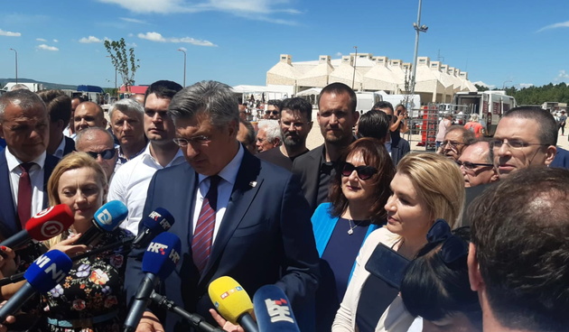 Image 6027721 (auto)