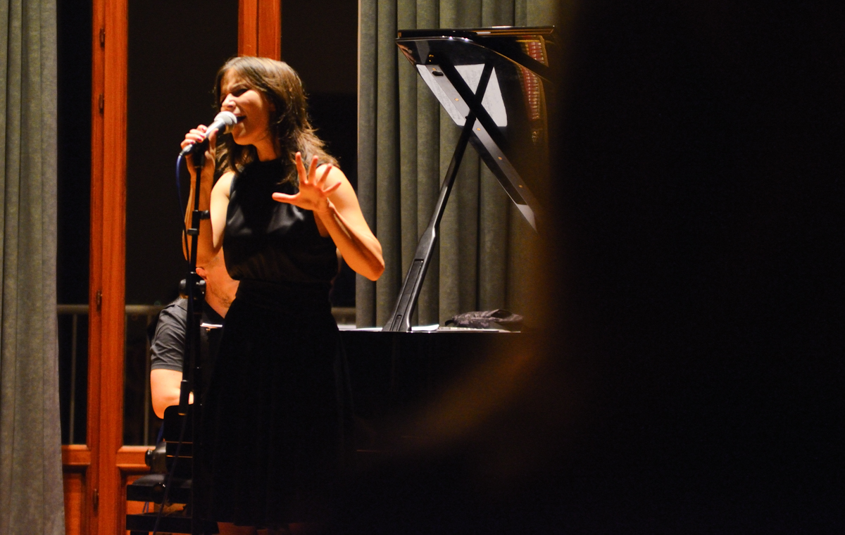 Matija Dedić i Vesna Pisarović održali koncert na zadarskom Sveučilištu Matija Dedić i Vesna Pisarović održali koncert na zadarskom Sveučilištu
