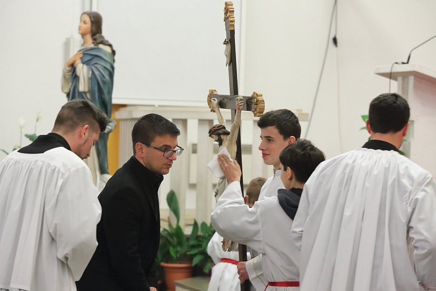 Bibinje: Održana tradicionalna procesija Velikog Petka. Foto: Leo Banić