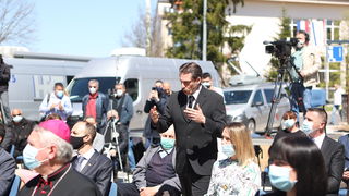 Spomenik Nikole Tesle vratio se u Gospić