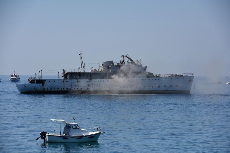 Premantura: Admiralski brod Vis potopljen kako bi postao ronilačka atrakcija. Photo: Duško Marušić/PIXSELL