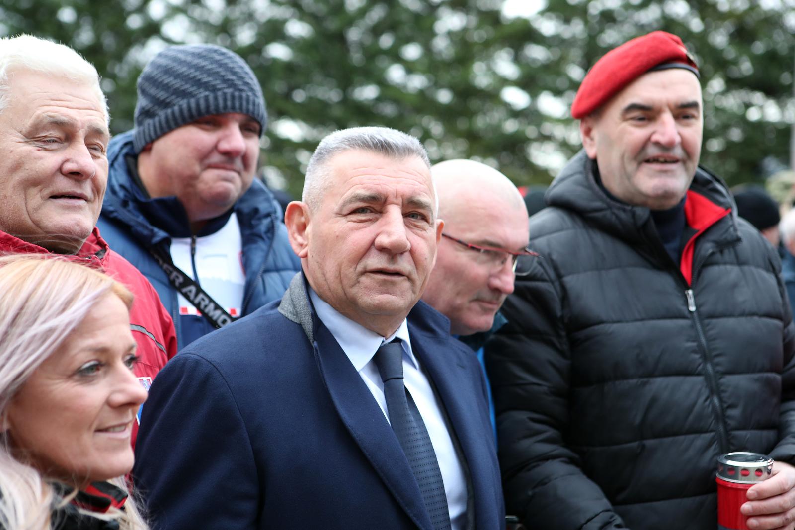 Na Gradskom groblju odana počast poginulim hrvatskim braniteljima povodom 30. obljetnice VRO Maslenica Na Gradskom groblju odana počast poginulim hrvatskim braniteljima povodom 30. obljetnice VRO Maslenica