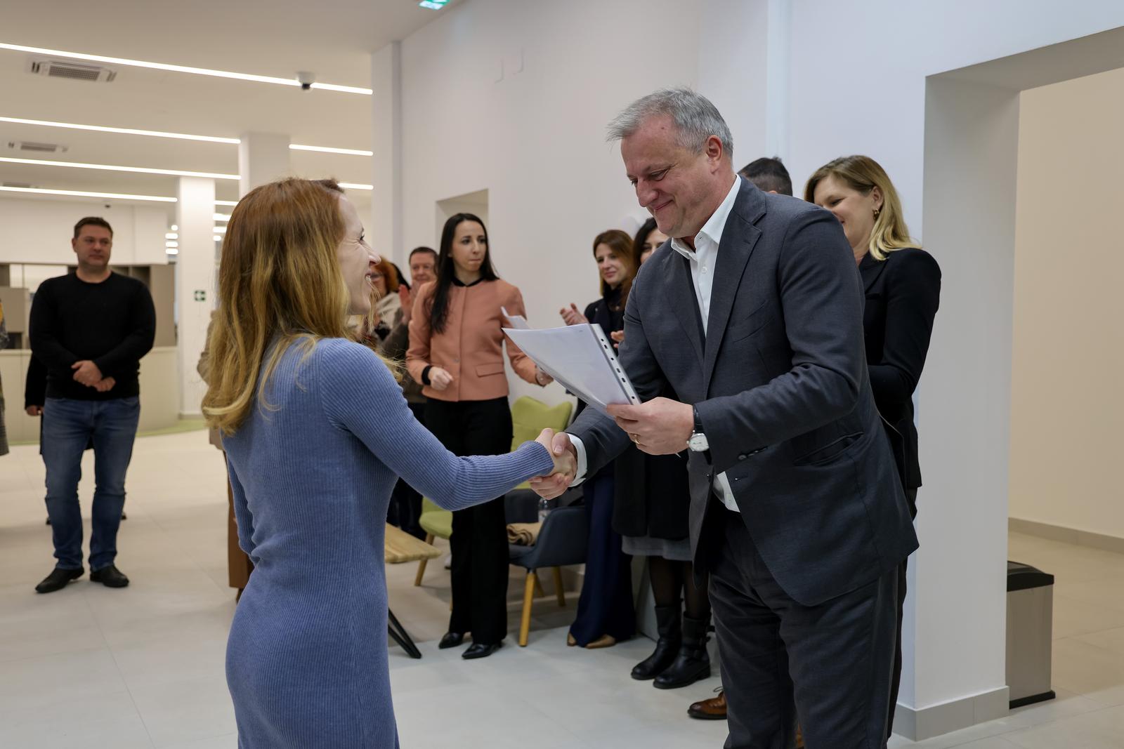 Uručenje ugovora udrugama i organizacijama @ Centar za mlade