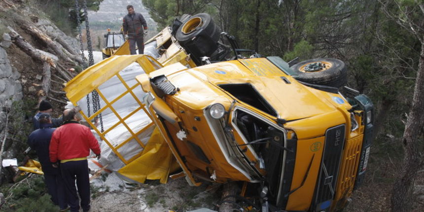 Prometna Zadvarje, Ivo Ravlic / CROPIX