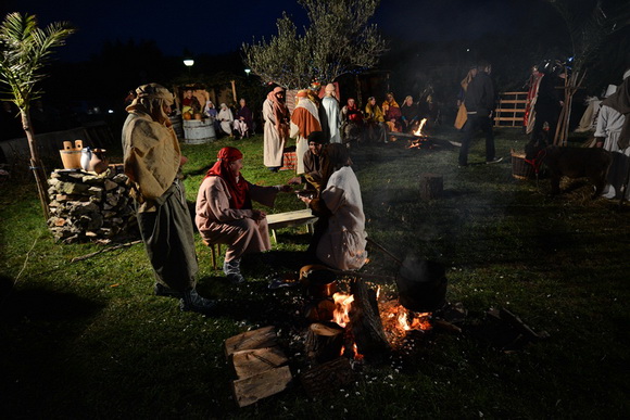 Diklo: Na Bunarima na blagdan sv. Stjepana uprilične žive jaslice Udruge Kveštura. Foto: Iva Perinčić Diklo: Na Bunarima na blagdan sv. Stjepana uprilične žive jaslice Udruge Kveštura. Foto: Iva Perinčić