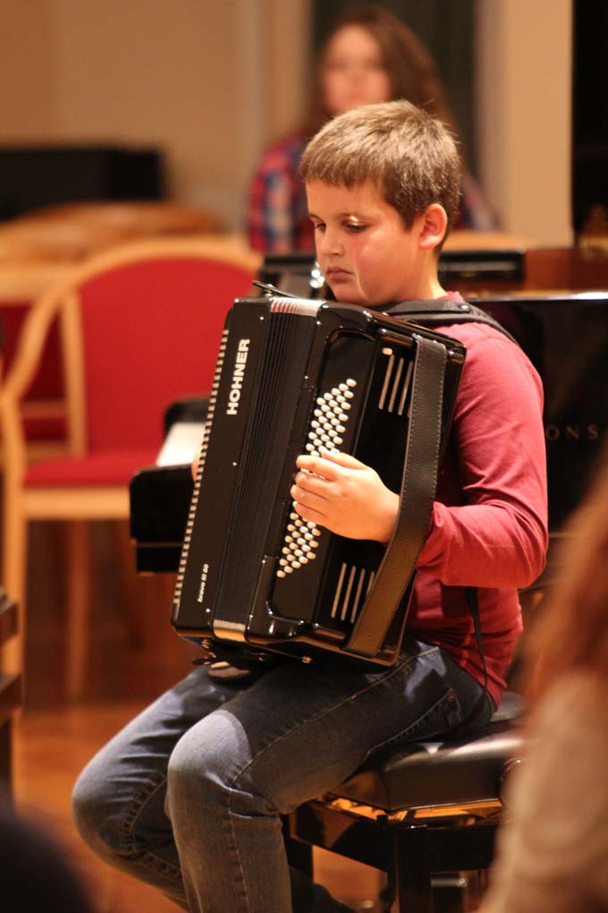 Predbožićni koncert glazbene škole sv. Benedikta, foto: Iva Perinčić Predbožićni koncert glazbene škole sv. Benedikta, foto: Iva Perinčić