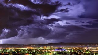 Munje nad Zadrom 16. studenog 2014.  Foto: Roberto Lerga