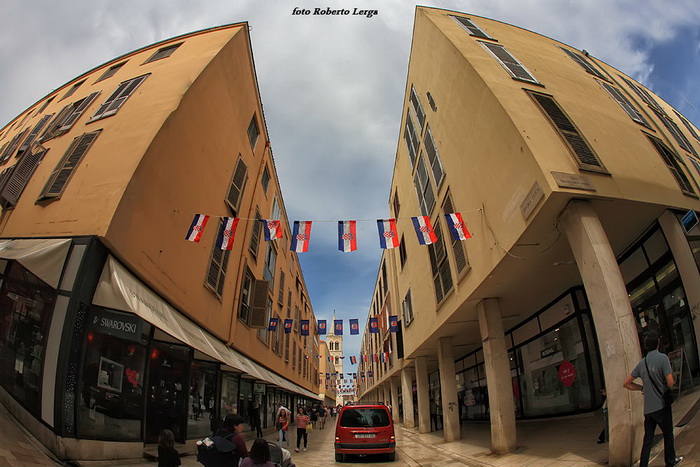 Skitnja gradom 30. travnja 2013. Foto: Roberto Lerga Skitnja gradom 30. travnja 2013. Foto: Roberto Lerga