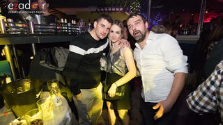 Ludnica u Saturnusu: Najbolji doček u svemiru i šire Ludnica u Saturnusu: Najbolji doček u svemiru i šire