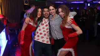 Vikend u Ledani Lounge & Baru: Red Hot Friday Night i Saturday White Fever. Vikend u Ledani Lounge & Baru: Red Hot Friday Night i Saturday White Fever.