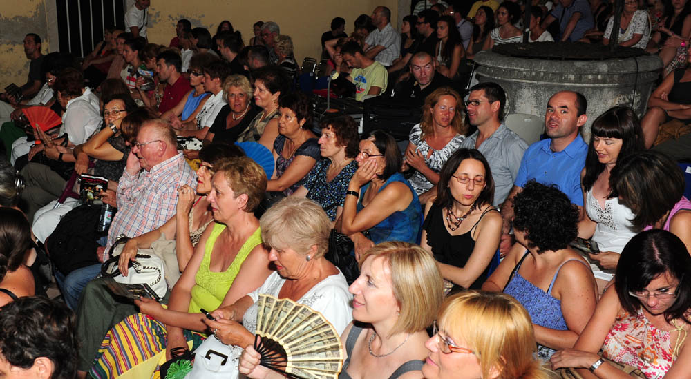 Teatar Rugantino: “Nitko, nitko, ali nitko nikad nije tako igrao Fausta”, foto: Nenad Marcev Teatar Rugantino: “Nitko, nitko, ali nitko nikad nije tako igrao Fausta”, foto: Nenad Marcev