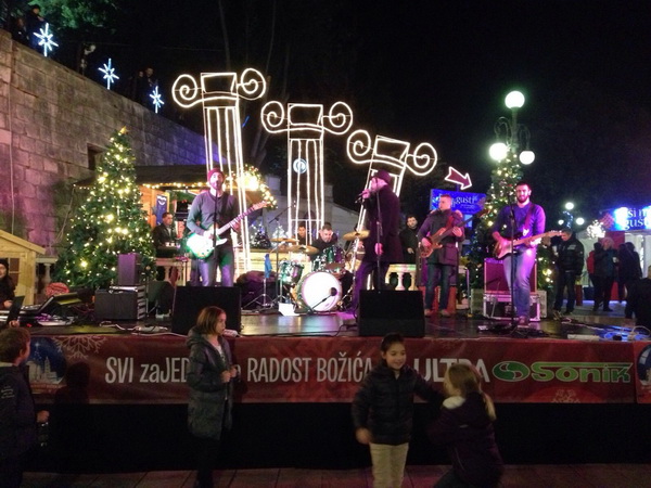Advent u Zadru u nedjelju 13. prosinca 2015. na blagdan sv. Luce Advent u Zadru u nedjelju 13. prosinca 2015. na blagdan sv. Luce