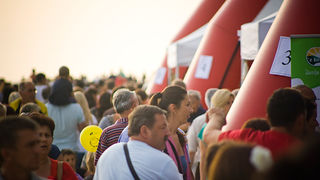 “Kupujmo hrvatsko” i “Vrijedne ruke” (foto:Saša Čuka) “Kupujmo hrvatsko” i “Vrijedne ruke” (foto:Saša Čuka)