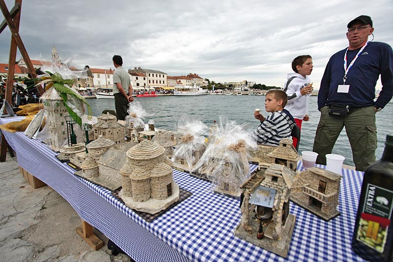 5. Eno-eko-gastro-etno stol (foto: Marin Gospić)