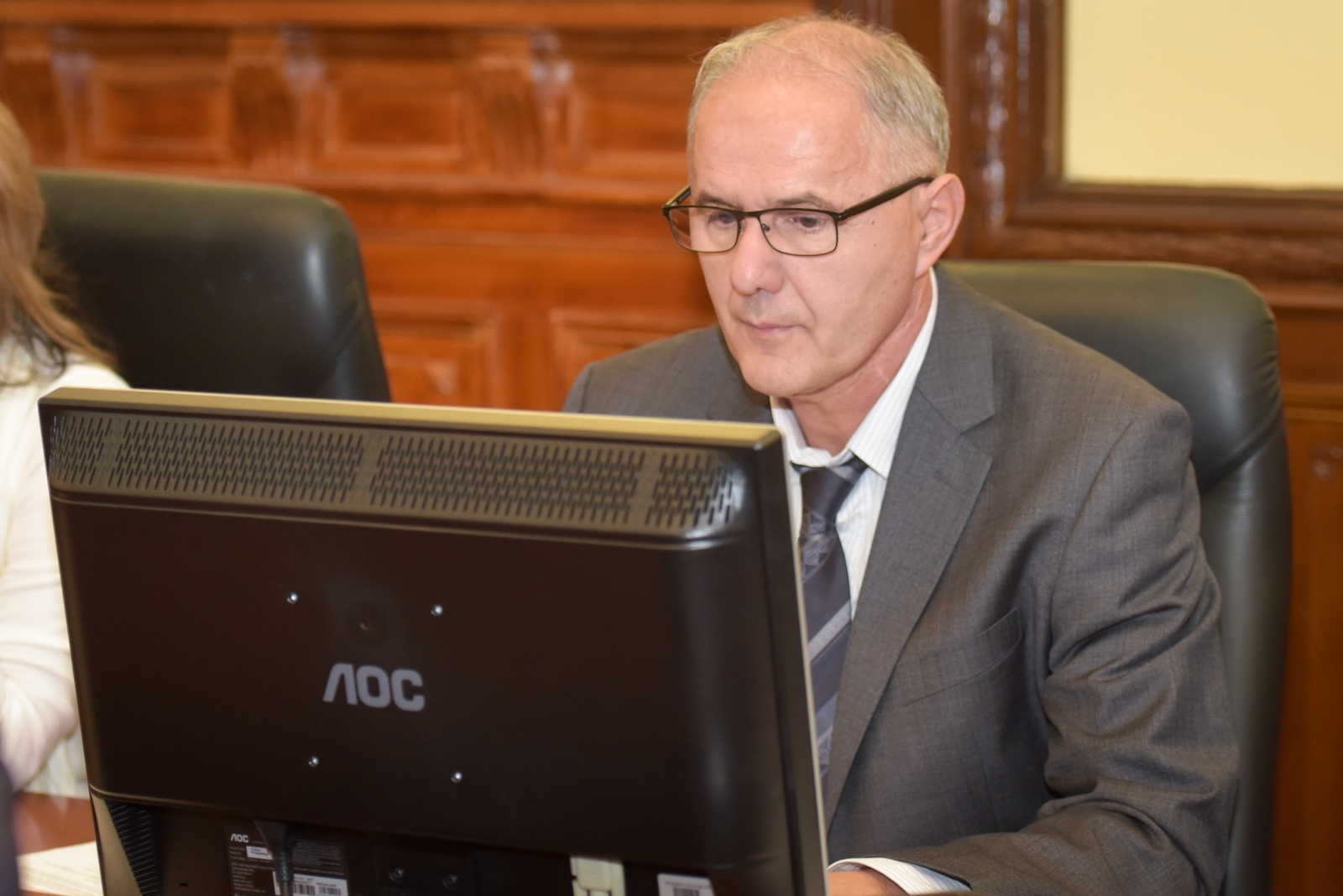 Počelo suđenje Josipu Rođaku koji je bacio četvero djece s balkona Počelo suđenje Josipu Rođaku koji je bacio četvero djece s balkona