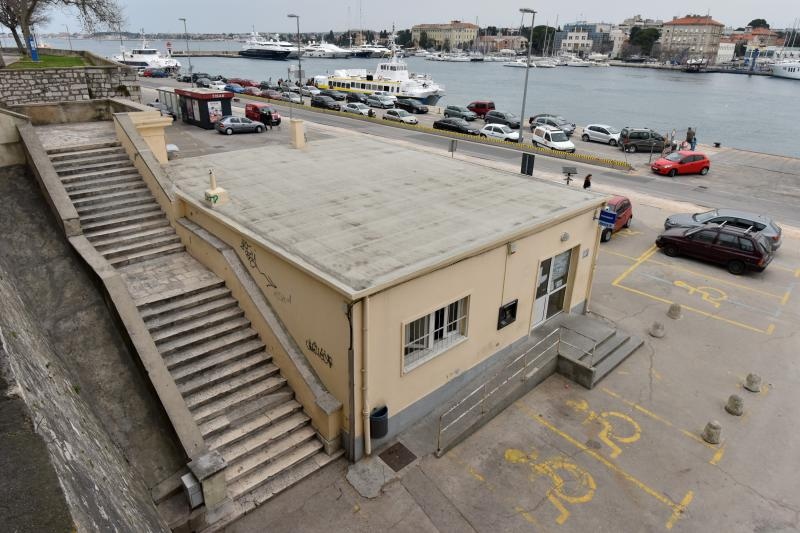 Radovi na izgradnji kanalizacijskog sustava na Liburnskoj obali. Photo: Dino Stanin/PIXSELL