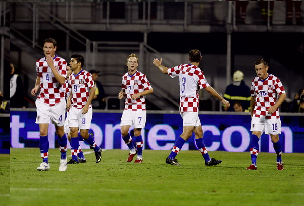 Zagreb, 050909. Stadion Maksimir. Nogometna utakmica kvalifikacija za SP u Juznoj Africi 2010. izmedju Hrvatske i Bjelorusije. Na slici: Slavlje nakon vodstva. Foto: Goran Mehkek / CROPIX