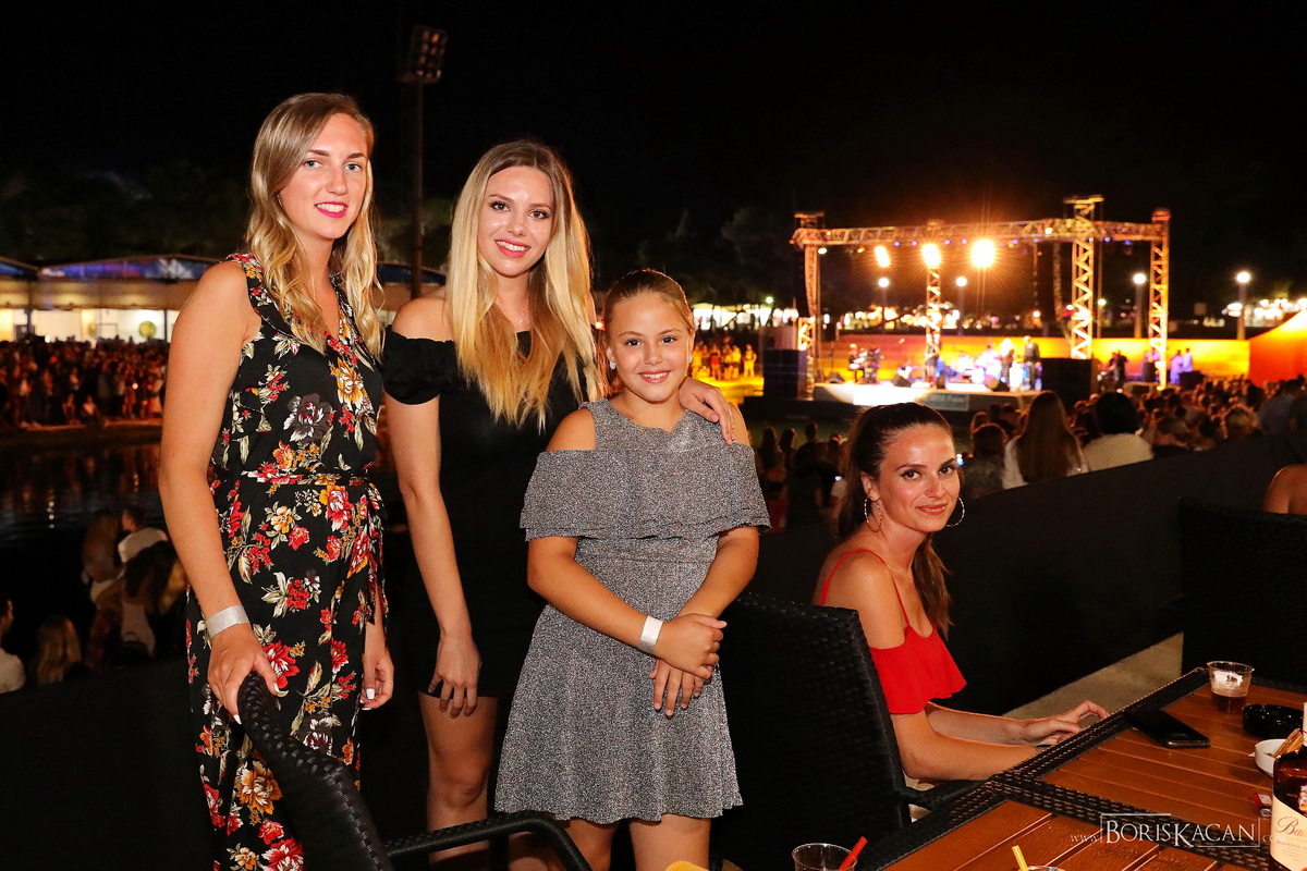 Severina oduševila nastupom na bazenu Ilirije u Biogradu na Moru