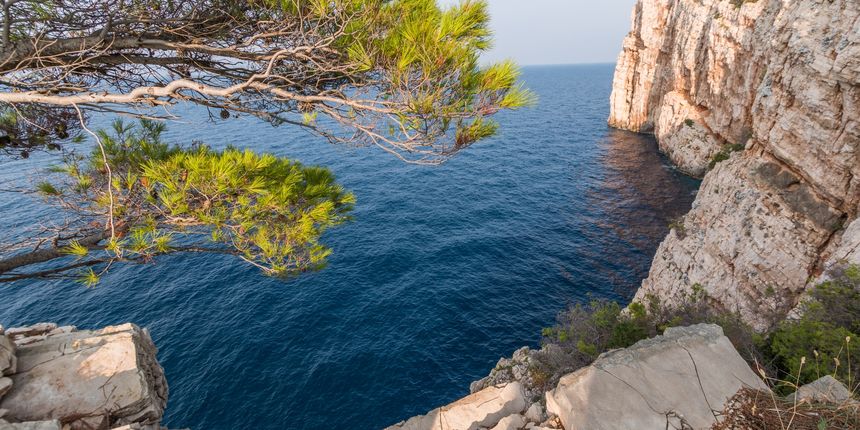 Đir do Sali na Dugom otoku kroz objektiv Marka Blaslova Đir do Sali na Dugom otoku kroz objektiv Marka Blaslova