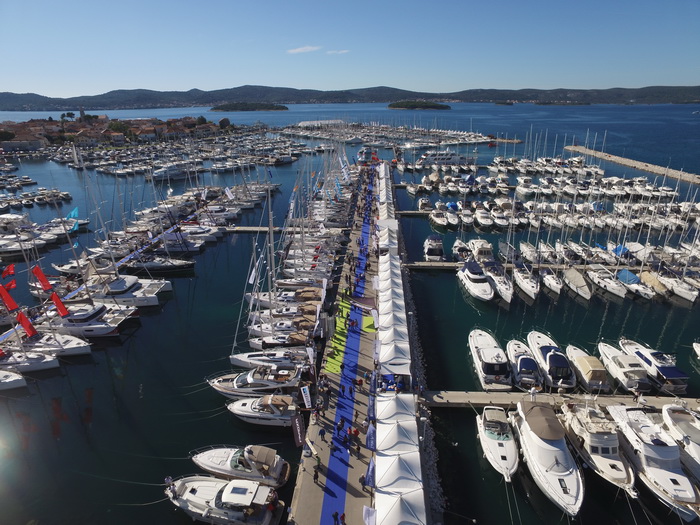 DCIM100MEDIADJI_0124.JPG DCIM100MEDIADJI_0124.JPG