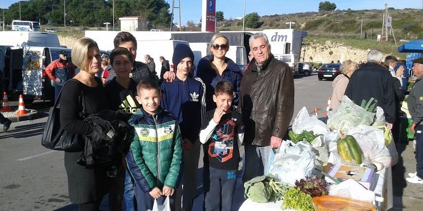 Portal dobrote_pomoć školarcima za obrok Portal dobrote_pomoć školarcima za obrok