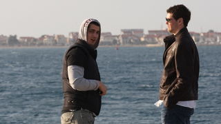Zadar, 190312.
Rukometasi Zagreba Josip Valcic i Jakov Gojun uzivali su gledajuci vratolomije kitesurfera u blizini zadarskih orgulja.
Foto : Andrija Lucic / cropix Zadar, 190312.
Rukometasi Zagreba Josip Valcic i Jakov Gojun uzivali su gledajuci vratolomije kitesurfera u blizini zadarskih orgulja.
Foto : Andrija Lucic / cropix