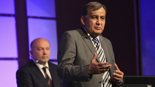 Rovinj, 220410.
Danas je u Rovinju otvorena Windays business konferencija, u organizaciji Microsoft Hrvatska i Jutarnjeg lista. Na otvorenje je dosla premijerka Jadranka Kosor.
Na fotografiji: Ninoslav Pavic.
Foto: Goran Sebelic / CROPIX