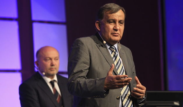 Rovinj, 220410.
Danas je u Rovinju otvorena Windays business konferencija, u organizaciji Microsoft Hrvatska i Jutarnjeg lista. Na otvorenje je dosla premijerka Jadranka Kosor.
Na fotografiji: Ninoslav Pavic.
Foto: Goran Sebelic / CROPIX