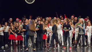 Božićna čestitka plesnog odjela Glazbene škole Blagoje Bersa
