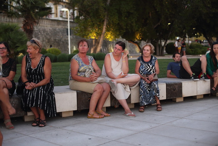 Večernji đir po zadarskoj rivi. Foto: Leo Banić