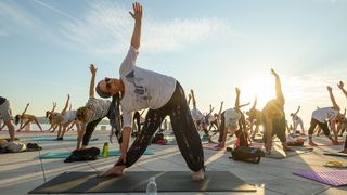 Međunarodni dan joge na Pozdrav suncu