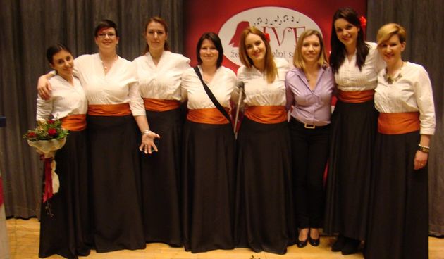 Ženska klapa Kandelora Turanj