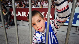 Najbolji navijači na svitu na utakmici Zadar-Cibona, Foto: Mia Čop Najbolji navijači na svitu na utakmici Zadar-Cibona, Foto: Mia Čop