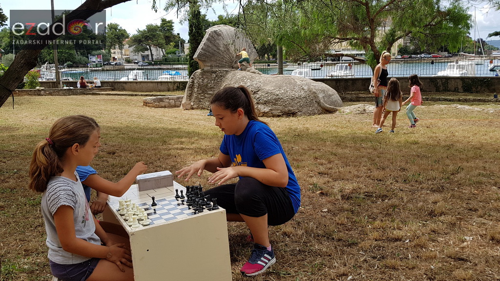 Građanska akcija “Sfinga- prostor za druženje”