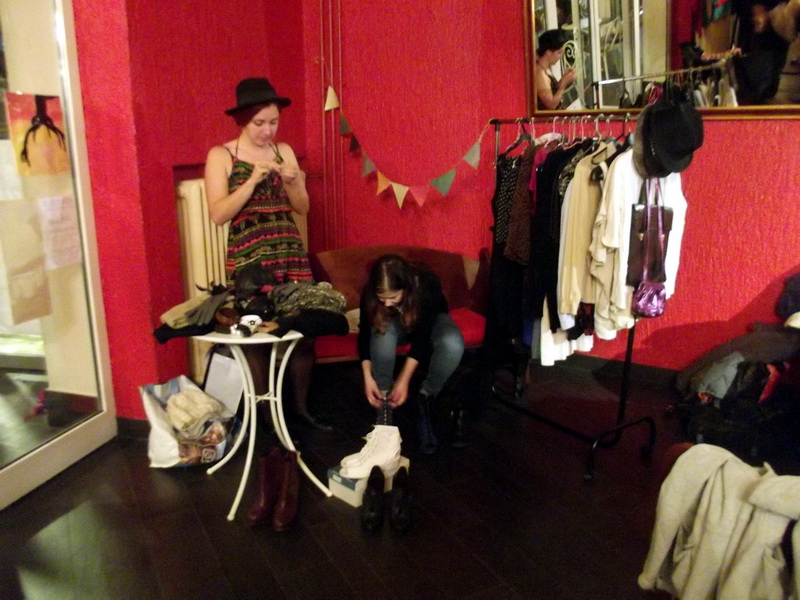 Buvljak u Q baru Buvljak u Q baru