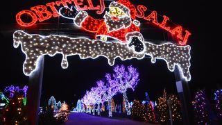 Uz 2,5 milijuna lampica zasjala ovogodišnja božićna bajka u Salajlandu Uz 2,5 milijuna lampica zasjala ovogodišnja božićna bajka u Salajlandu