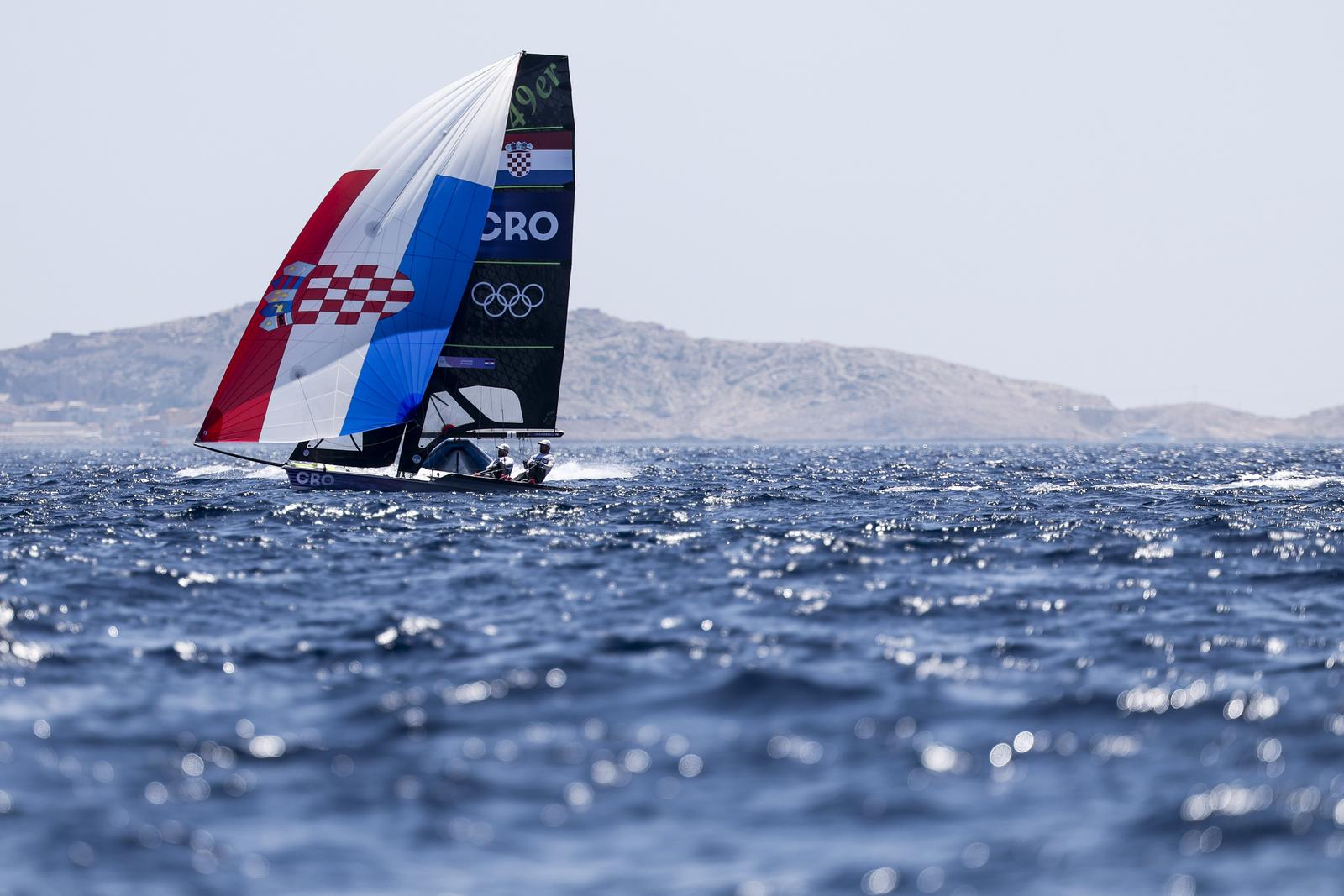 OI Pariz 2024: Braća Fantela u klasi 49er na regatnom polju u Marseilleu