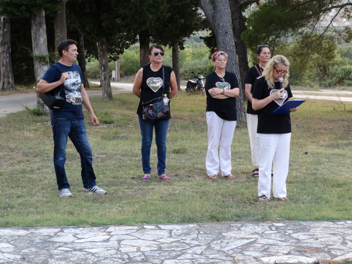 Molitvena hodnja “Koracima nade u istinu”, tradicija koja ne blijedi Molitvena hodnja “Koracima nade u istinu”, tradicija koja ne blijedi