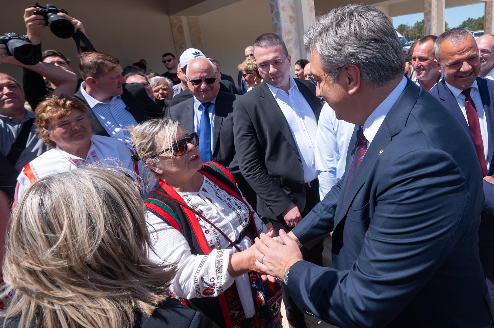 Plenković i EU kandidati HDZ-a na Benkovačkom sajmu