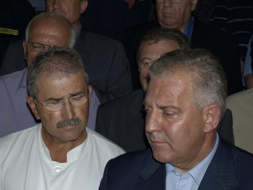 Sanader u posjeti ozljedjenim vatrogascima