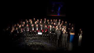 HNK Zadar: “Ljubi s ljubavlju”, foto: Leo Banić HNK Zadar: “Ljubi s ljubavlju”, foto: Leo Banić