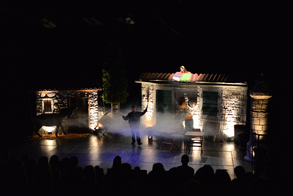 Donatolina u Kazalištu lutaka: “Mareta tamo i nazad”