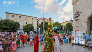 Dječjim karnevalskim danom započeo 59. Paški ljetni karneval
