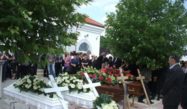 pogreb Zaradićevih (foto: CROPIX)
