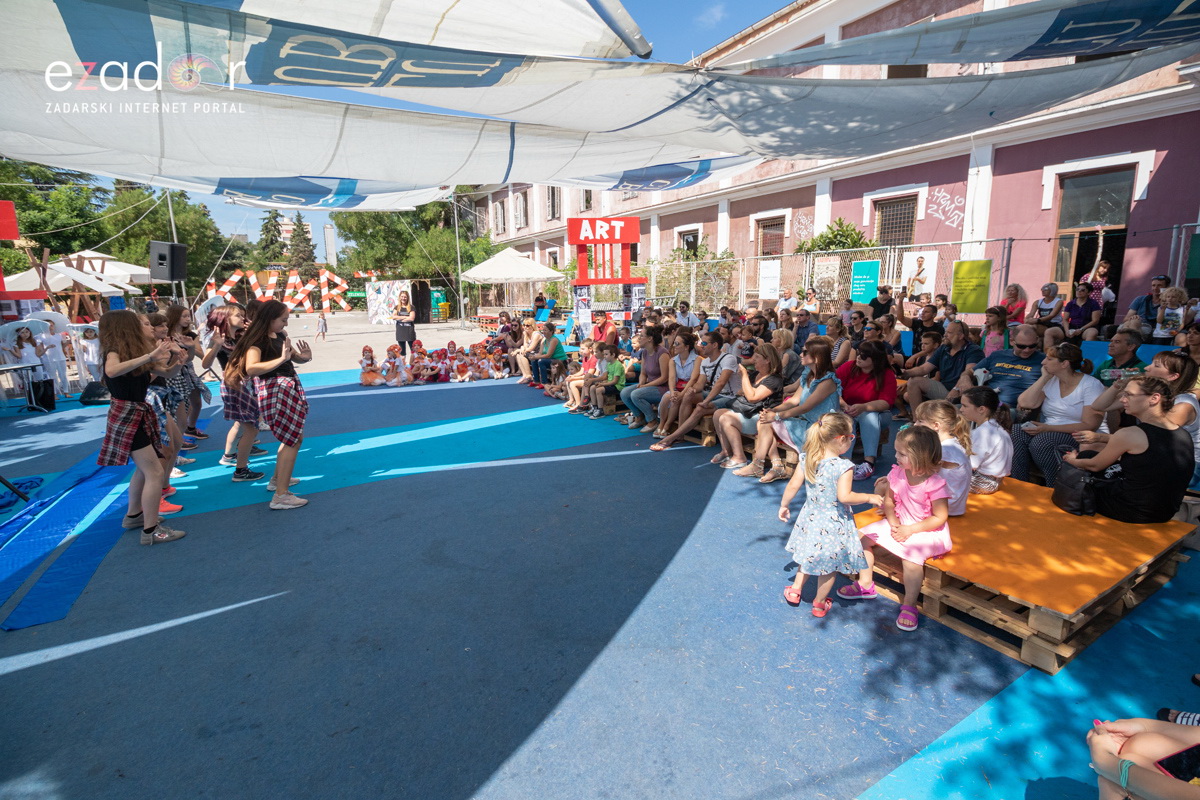 KvartArt 2018: Nedjeljno jutro proteklo u znaku plesa i glazbe KvartArt 2018: Nedjeljno jutro proteklo u znaku plesa i glazbe