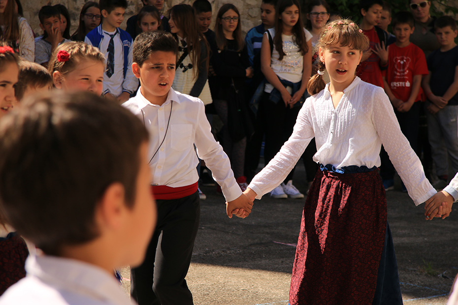 OŠ Zadarski otoci: “Igrajmo se igrajmo-igre dida moga”