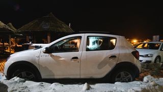 U Pakoštanima padala tuča više od 30 minuta i zabijelila cijelo mjesto U Pakoštanima padala tuča više od 30 minuta i zabijelila cijelo mjesto