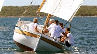 Betina: Regata na latinsko idro “Za dušu i tilo”. Photo: Duško Jaramaz/PIXSELL