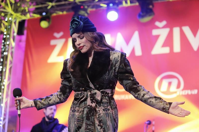 Na zagrebačkom Trgu bana Josipa Jelačića održan je jubilarni 10. humanitarni koncert Želim život za zakladu Ana Rukavina. Photo:Tomislav Miletić/PIXSELL Na zagrebačkom Trgu bana Josipa Jelačića održan je jubilarni 10. humanitarni koncert Želim život za zakladu Ana Rukavina. Photo:Tomislav Miletić/PIXSELL