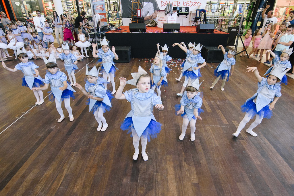 Supernova Zadar: Adio školo uz koncert Damira Kedže Supernova Zadar: Adio školo uz koncert Damira Kedže